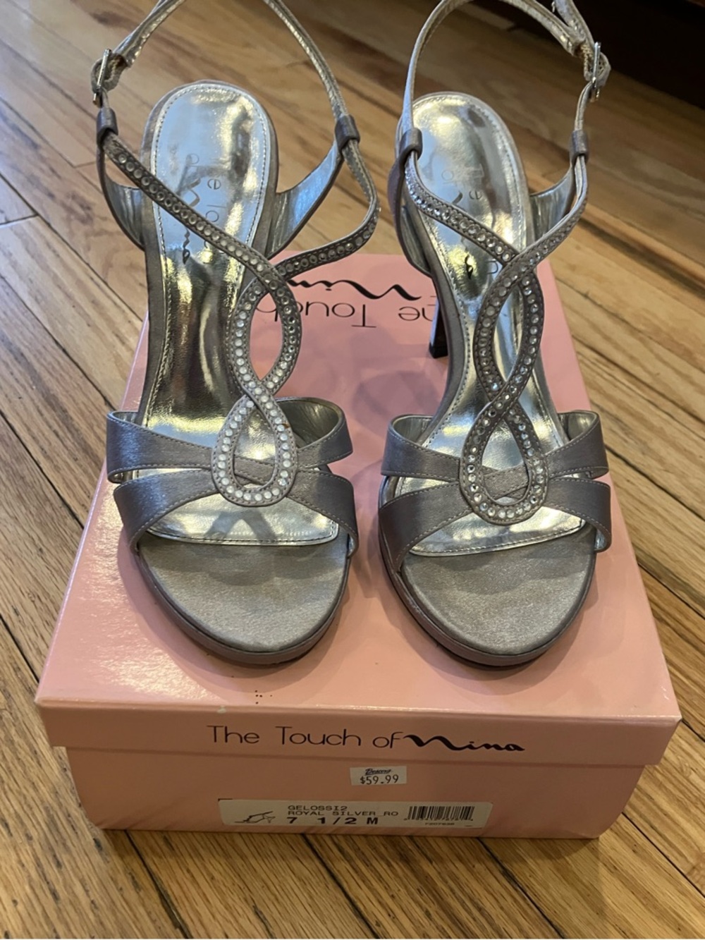 Touch of Nina heels silver 7.5